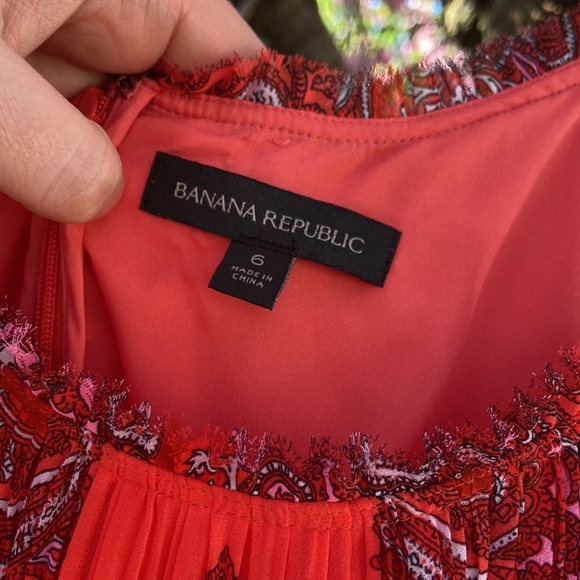 Banana Republic Blogger Favorite! Paisley Pleaded Midi Dress, 6 - Picture 10 of 11